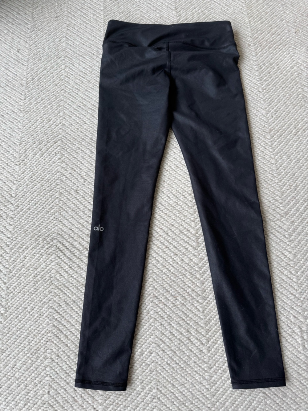ALO Yoga Shiny Black Leggings 27.5in sz S